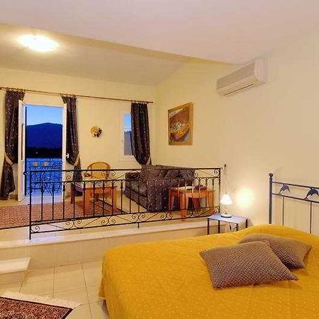 Hotel Omirikon à Vathy  Extérieur photo
