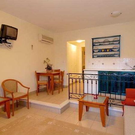 Hotel Omirikon à Vathy  Extérieur photo